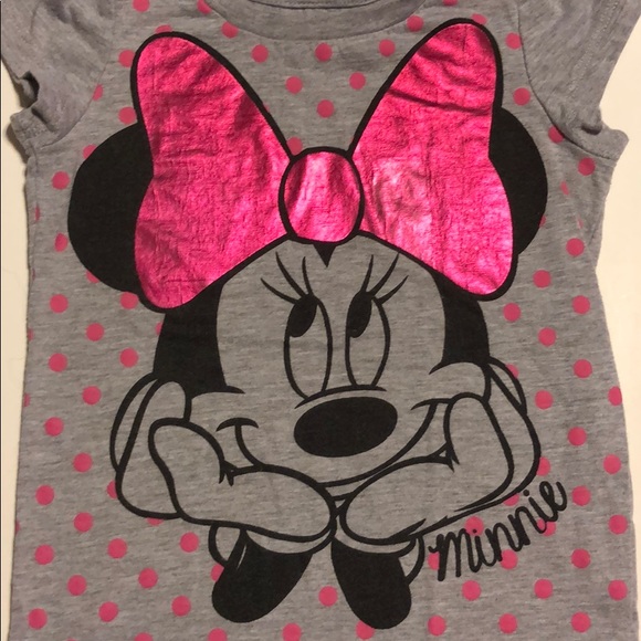 Cute Minnie Mouse tee-shirt with shiny bow. - Picture 2 of 2